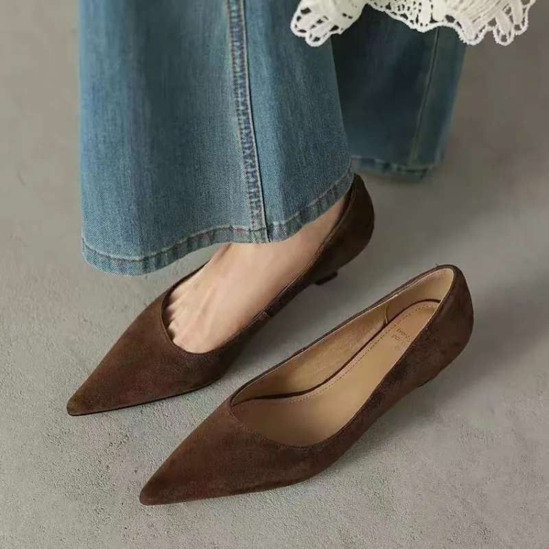 

Весенне-осенние туфли на мелкой одинарной платформе, женские нескользящие туфли на высоком каблуке с острым носком и фланелетом