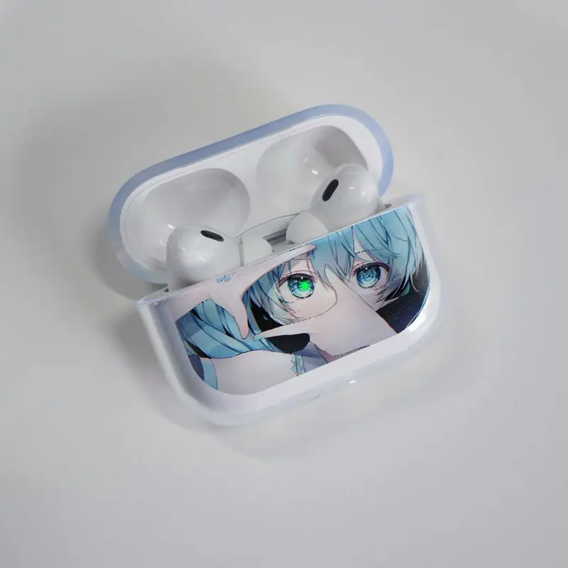 Hatsune Miku حافظات سماعات أذن من السيليكون من مادة البولي يوريثان الحراري لأجهزة Airpods 1 2 3 4 Pro Pro2 Pro3 مقاومة للصدمات مع حزام الحبل حقيبة سماعة الرأس المضادة للضياع
