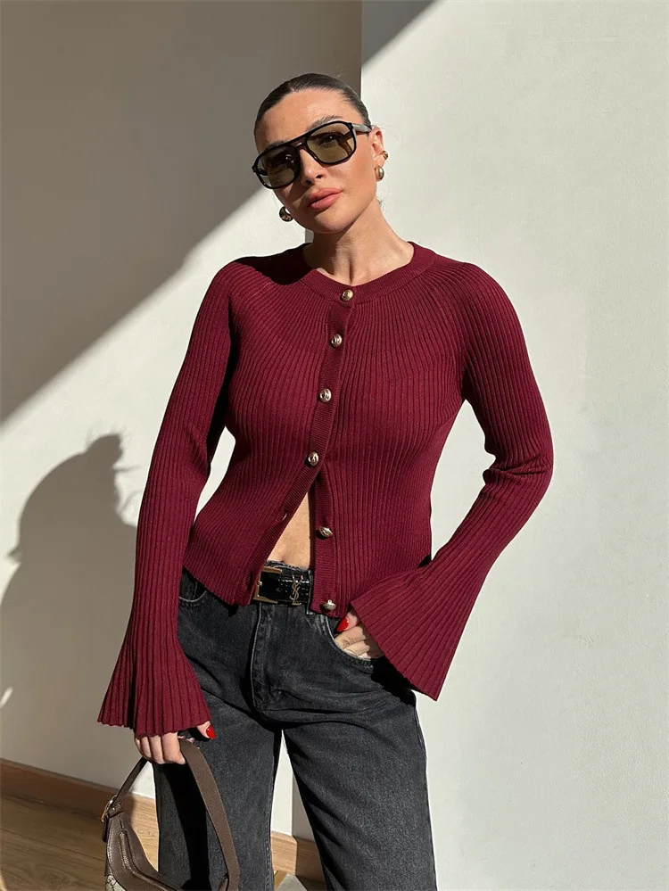 

Elegant French Style O-Neck Knitted Sweaters Women Flare Sleeve Metal Button Trim Knitted Cardigan Tops Female White Knitwear