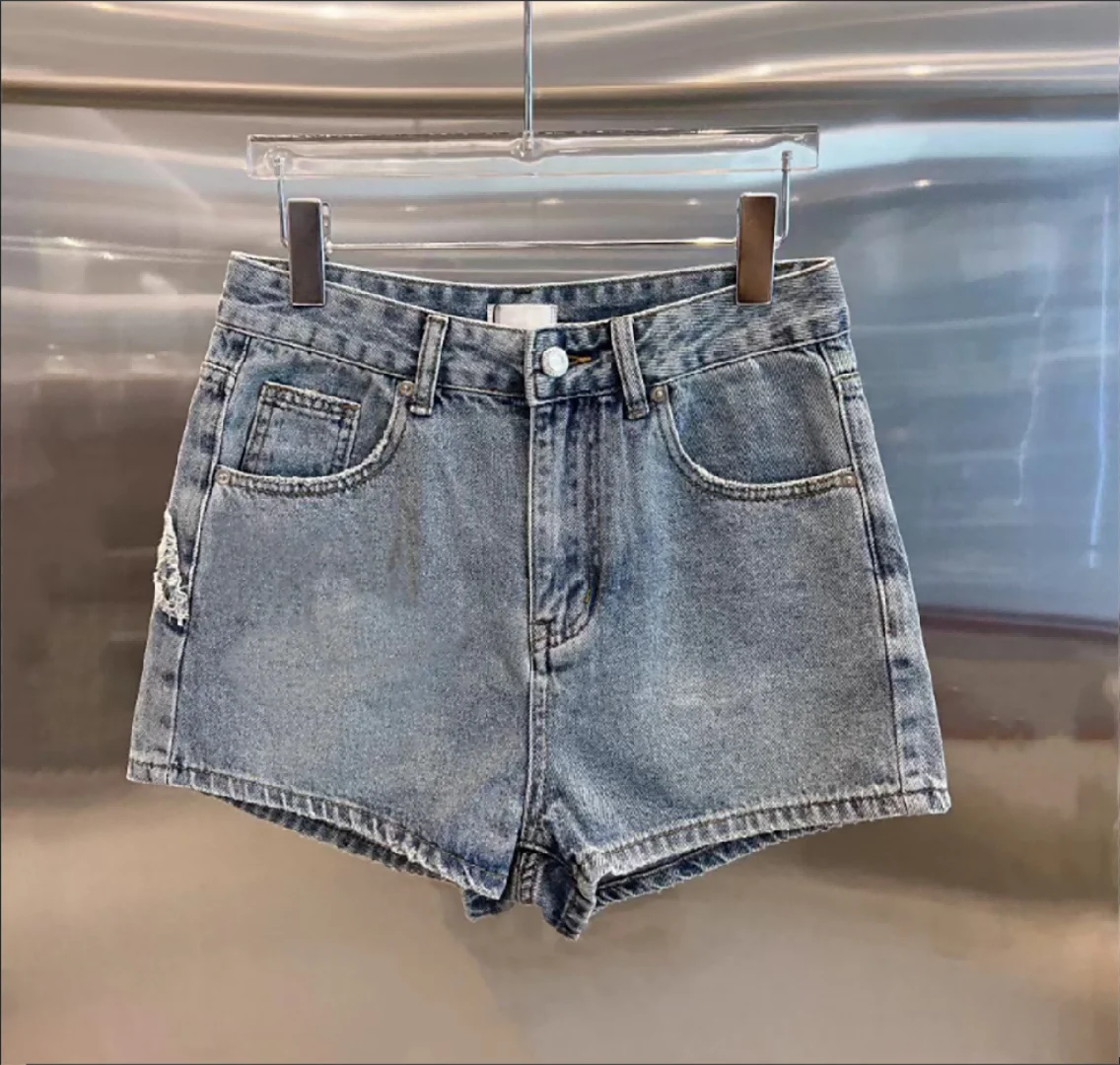 2024 New Women\'s Shorts Fashionable and Minimalist Women\'s Denim Shorts Y2K