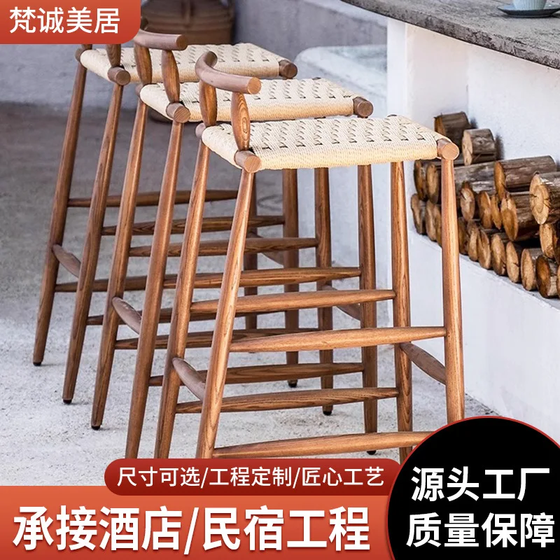 

Уличный барный стул из цельного дерева Ваби Ветер Балконный барный стул из тикового ротанга Стульчик для кормления B & B Отель Открытый высокий табурет