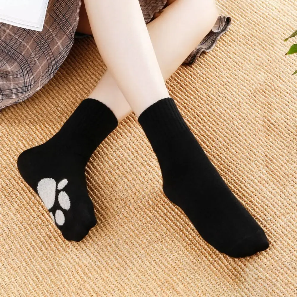 

5Pairs Simple Funny Bear Claw Cotton Socks Autumn Breathable Cartoon Mid-calf Socks Hosiery Sweet Tube Socks Women Daily