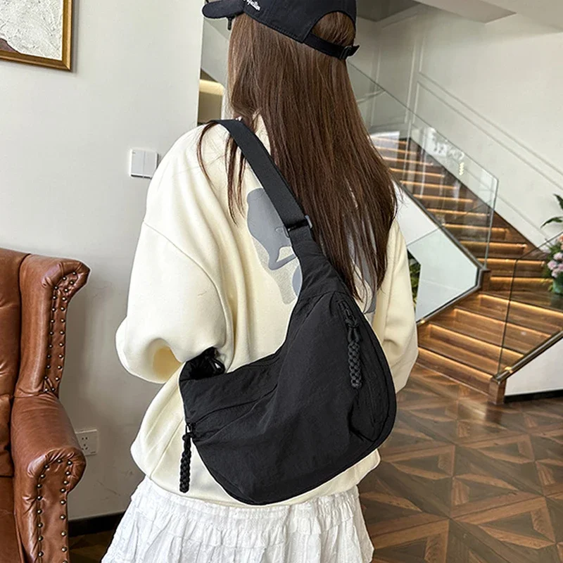 

New Women's Harajuku Style Shoulder Bag Solid Color Casual Large Capacity Crossbody Bag Half Moon Shape Underarm Bag Organizer