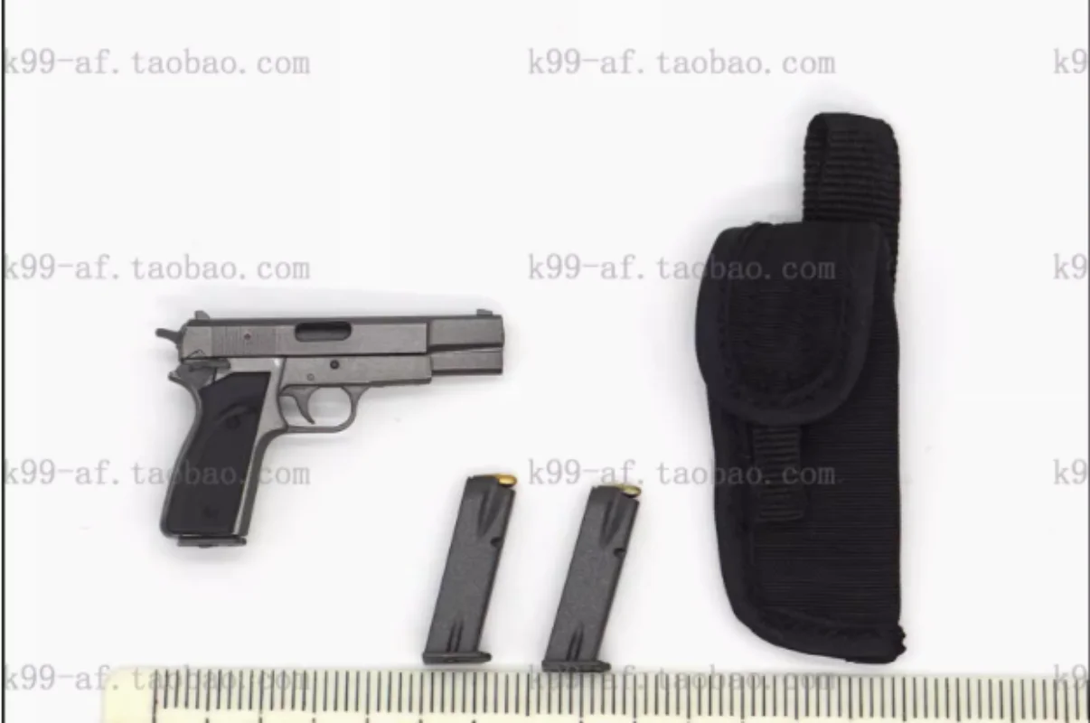 

DAM 78099 1/6 Scale Soldier British SAS Special Air Service Pistol Set Model