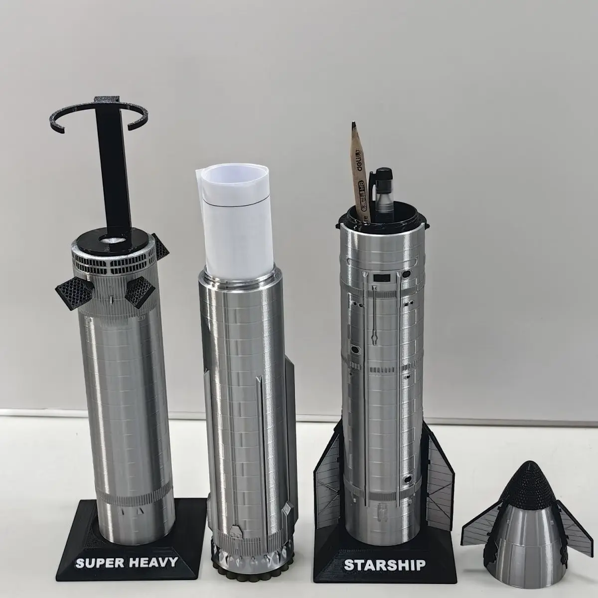 

3D Printed 1/200 Gen 2 Starship Rocket Model with Movable Fins Grid Fins Desktop Decor Birthday Gift