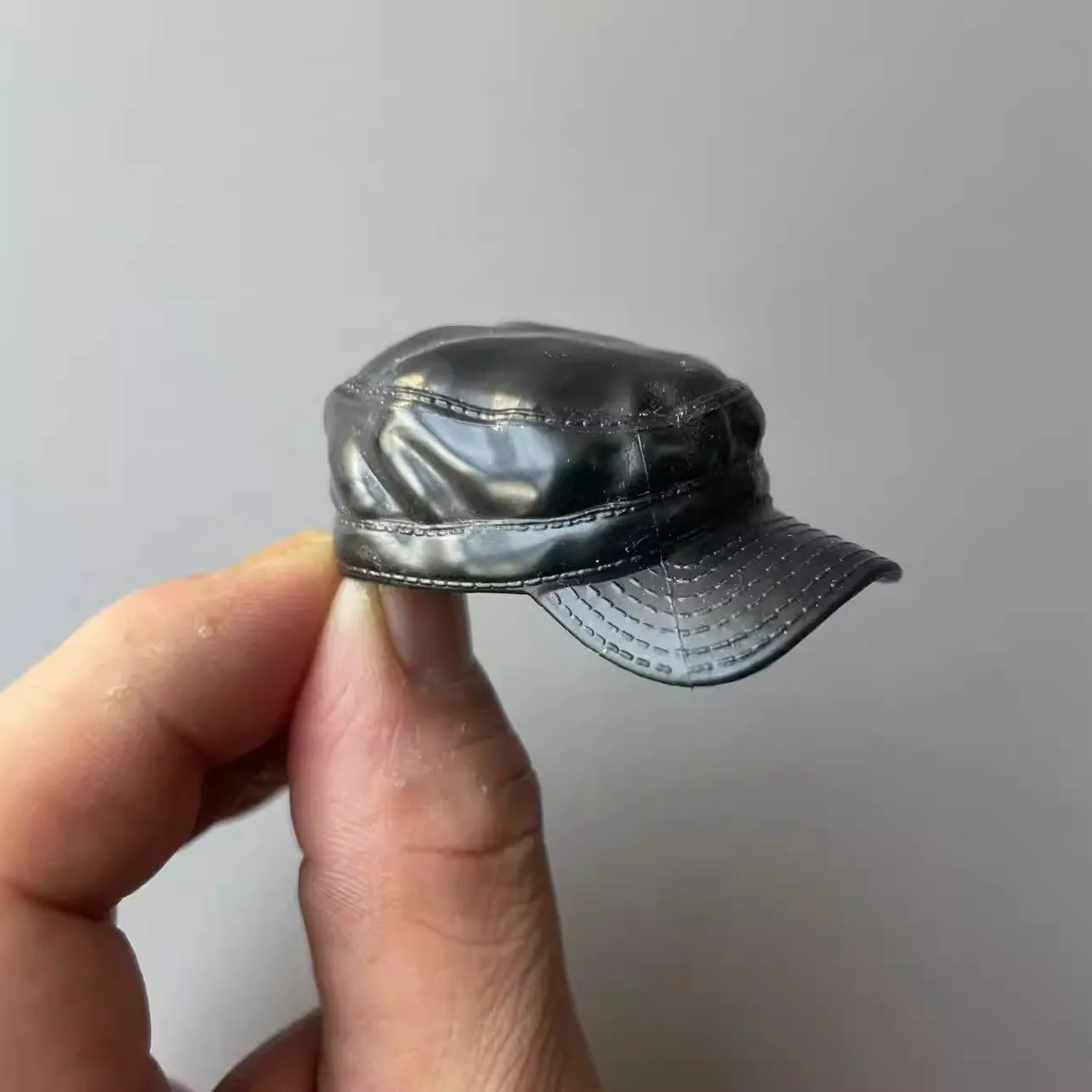 

Snail 1/6 Scale Trendy Peaked Cap Hat Soft Rubber Material Model Fit 12" Action Figure In Stock