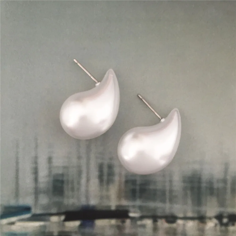 أقراط بريمة على شكل قلب رومانسي للنساء ، نسيج معدني ، لون فضي ، سحر مقاوم للماء ، مجوهرات حلوة ، هدية ، جديدة