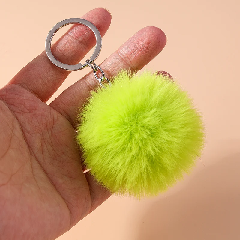 Aihua 15 Farben Flauschiger Fell-Pompon Schlüsselanhänger Weicher Kunstfell-Kaninchenball Auto-Schlüsselring Pompom Schlüsselkette Schlüsselhalter Damen Taschenanhänger – Detail 12