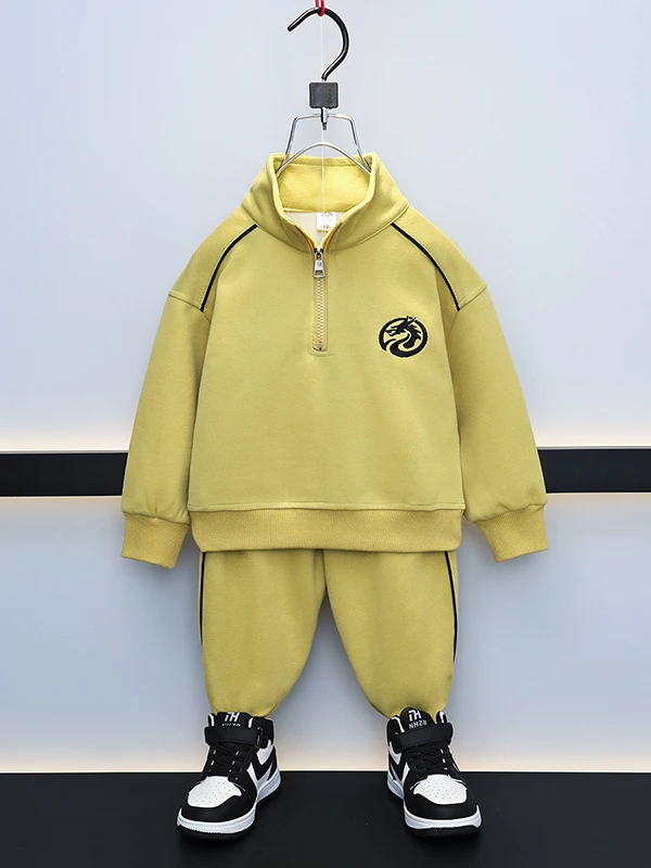 

Комплект спортивной одежды для мальчиков на весну-осень: модный, трендовый, новый, 2026 года, из двух предметов, удобный, хлопковый, с худи с длинным рукавом и брюками