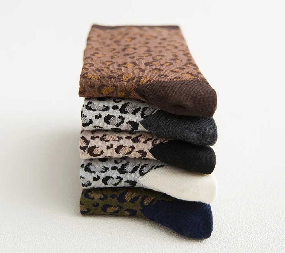 Calcetines de algodón con estampado de leopardo para mujer y niña, calcetín transpirable a rayas, informal, coreano, primavera y otoño