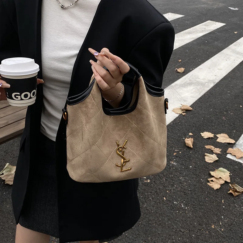 

Сумка-ведро осень-зима 2025 года, модная сумка через плечо в винтажном стиле, шикарная женская сумка через плечо, стильная сумка-тоут