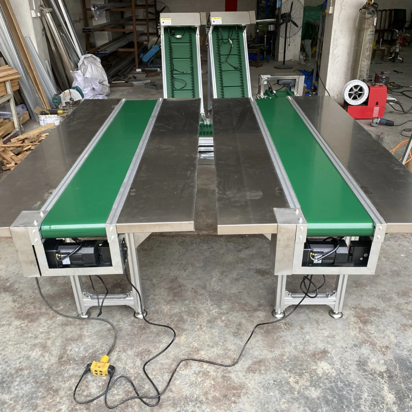 Belt Line Workbench Assembly Line Belt Conveyor Small Conveyor Belt Logistics Express Injection Molding Machine Food Workshop