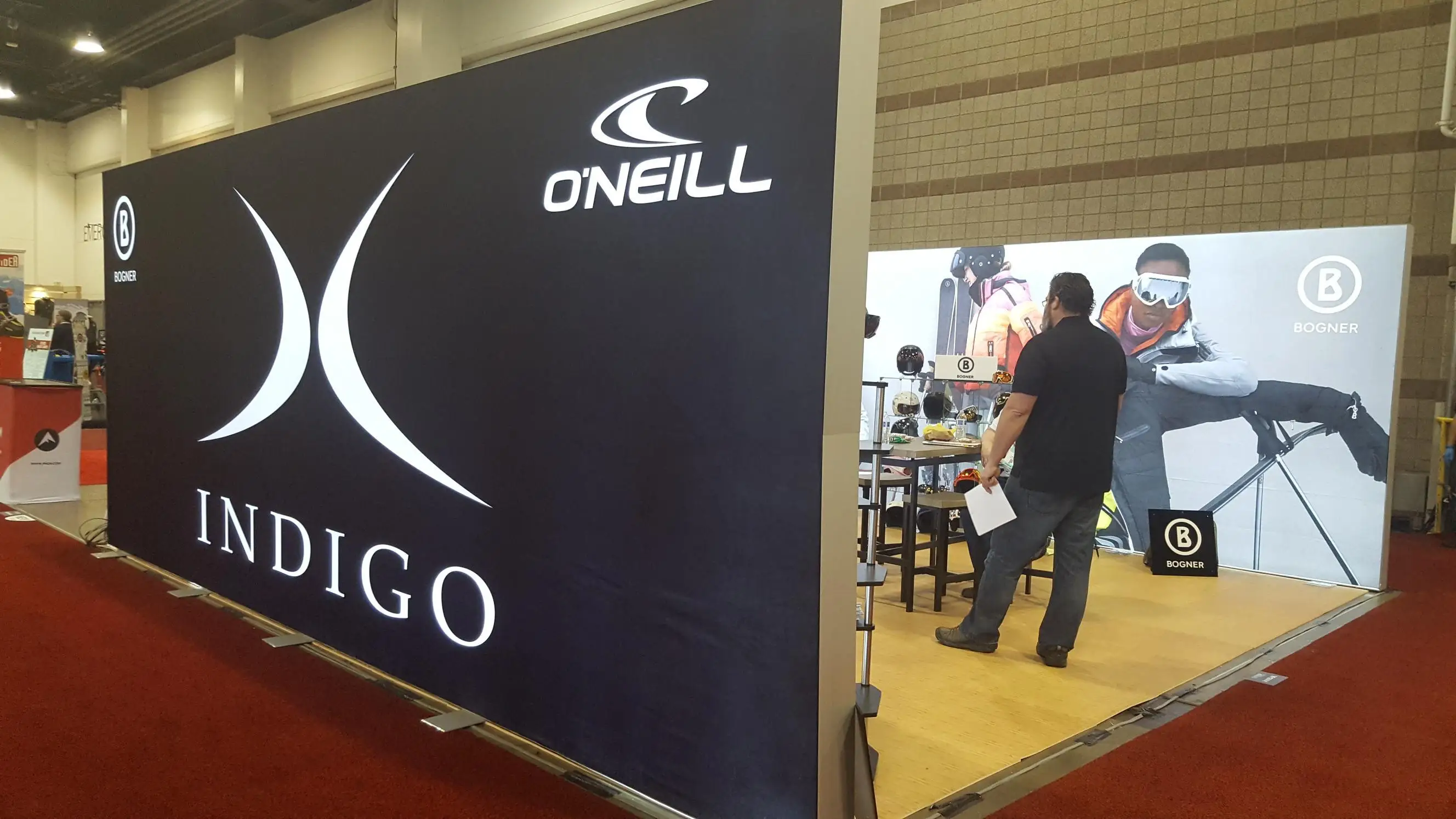 العرض التجاري 20x30 جدار المعرض التجاري