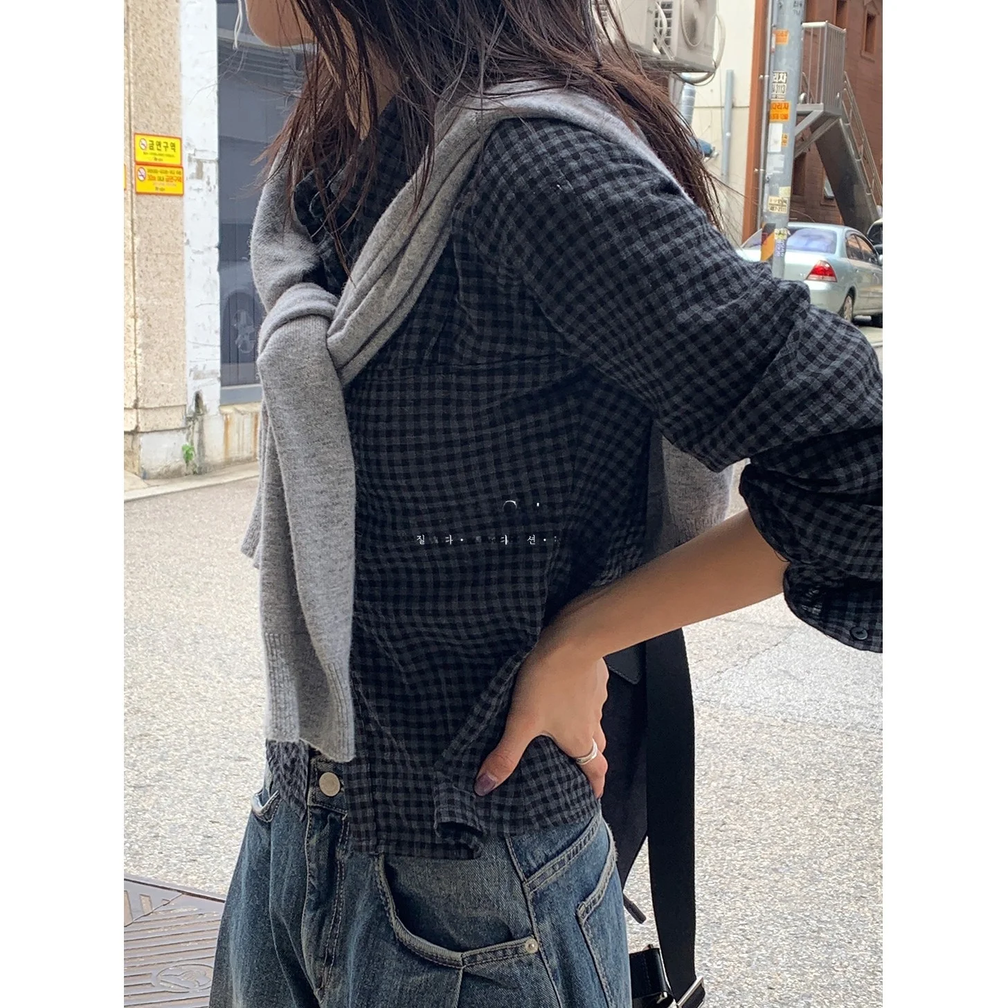 

Spring Summer 2025 Classic Sli ort irt Simple Lazy Sle Versatile Fine id Pattern Women's Busin Casual Top