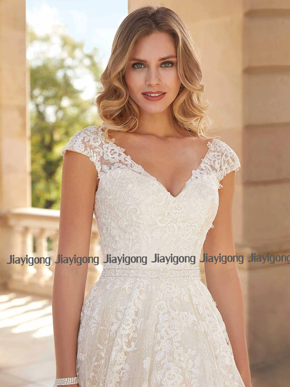 Jiayigong Plus Size abito da sposa da sposa con spalle scoperte con spalline sottili pizzo A cuore morbido Tulle A Line corsetto abito da sposa