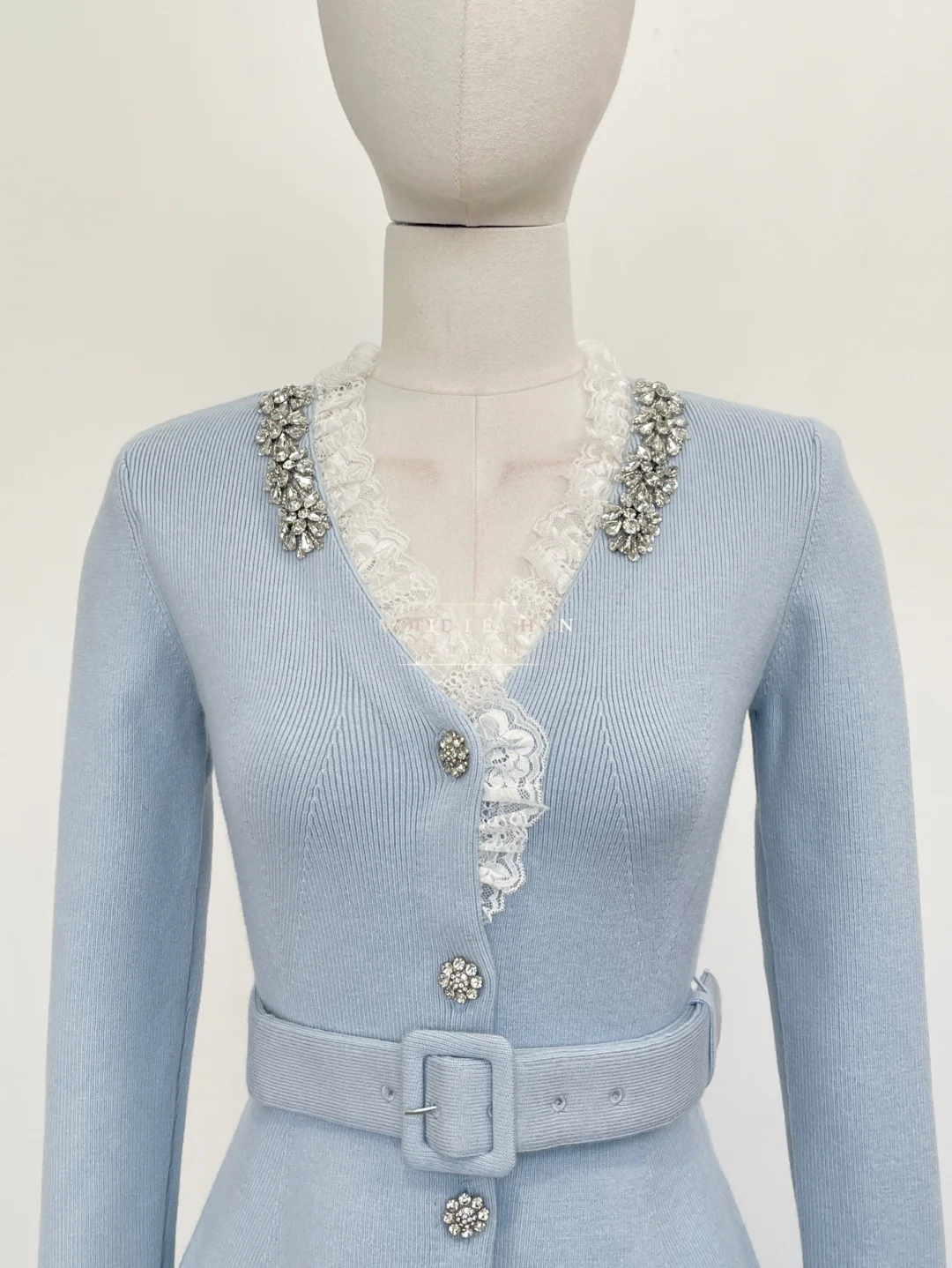 

High Quality Blue Long Sleeve Diamonds Lace Cardigan Tops