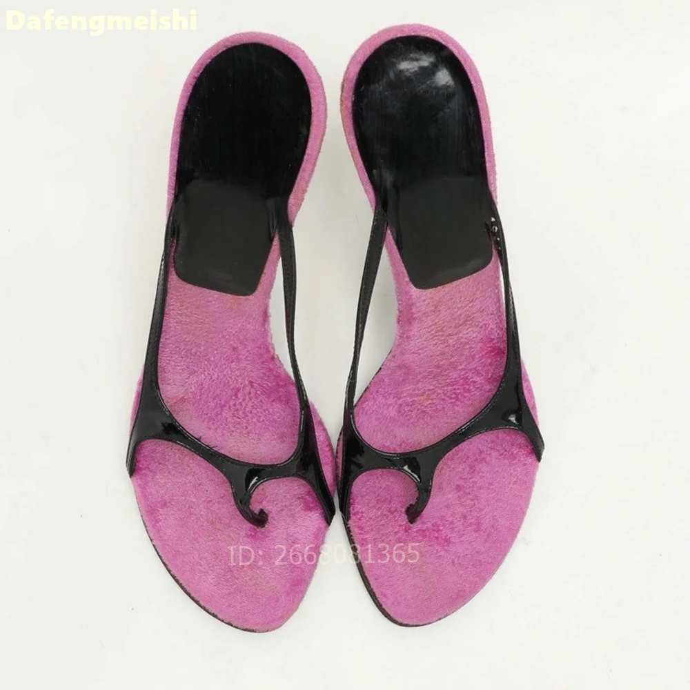 Sandalias de tacón alto para mujer, color rosa y rojo, con estampado de piel de serpiente, tacón de aguja, punta abierta, estilo flip-flop, para fiestas de verano.