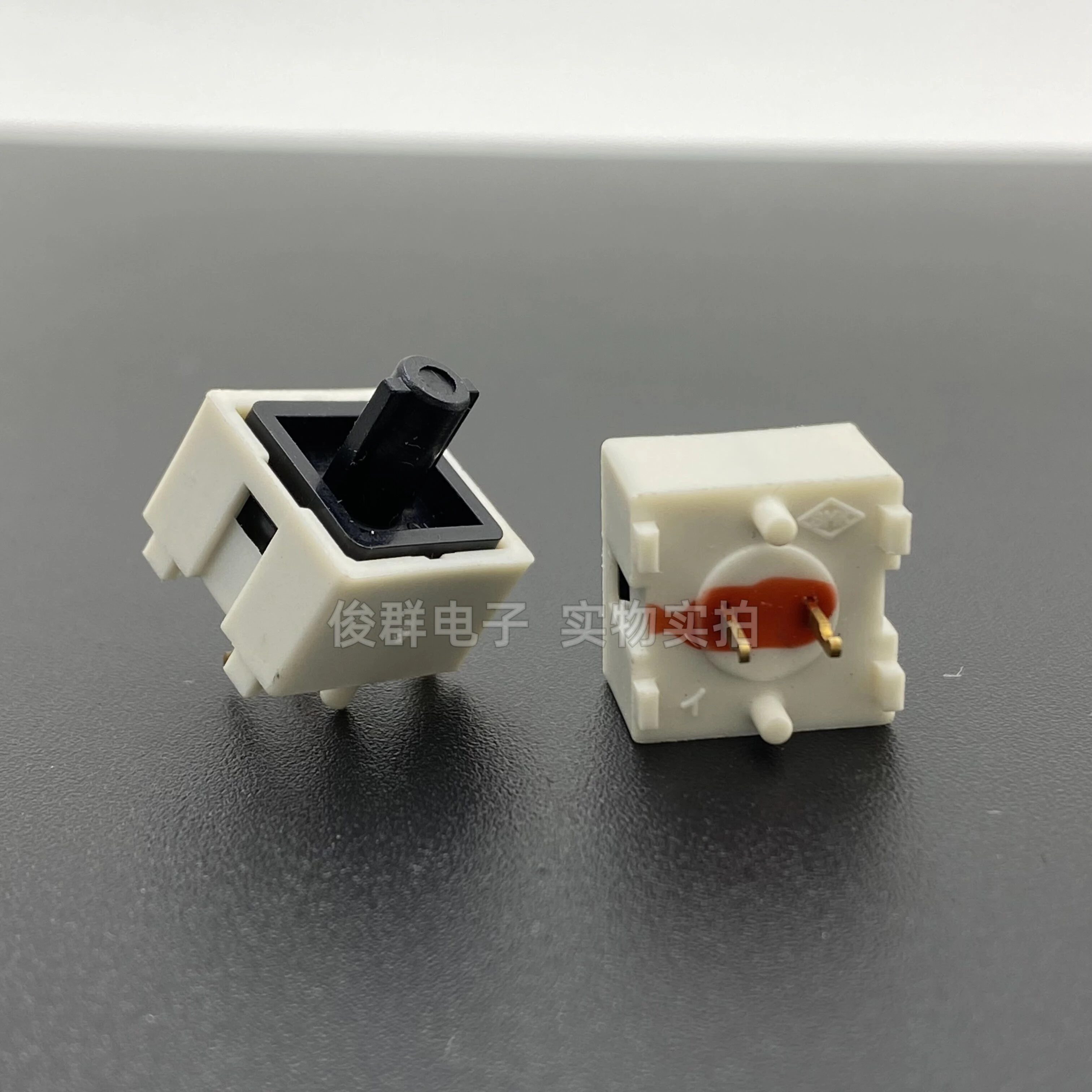 10Pcs/2J-P5046 Key …