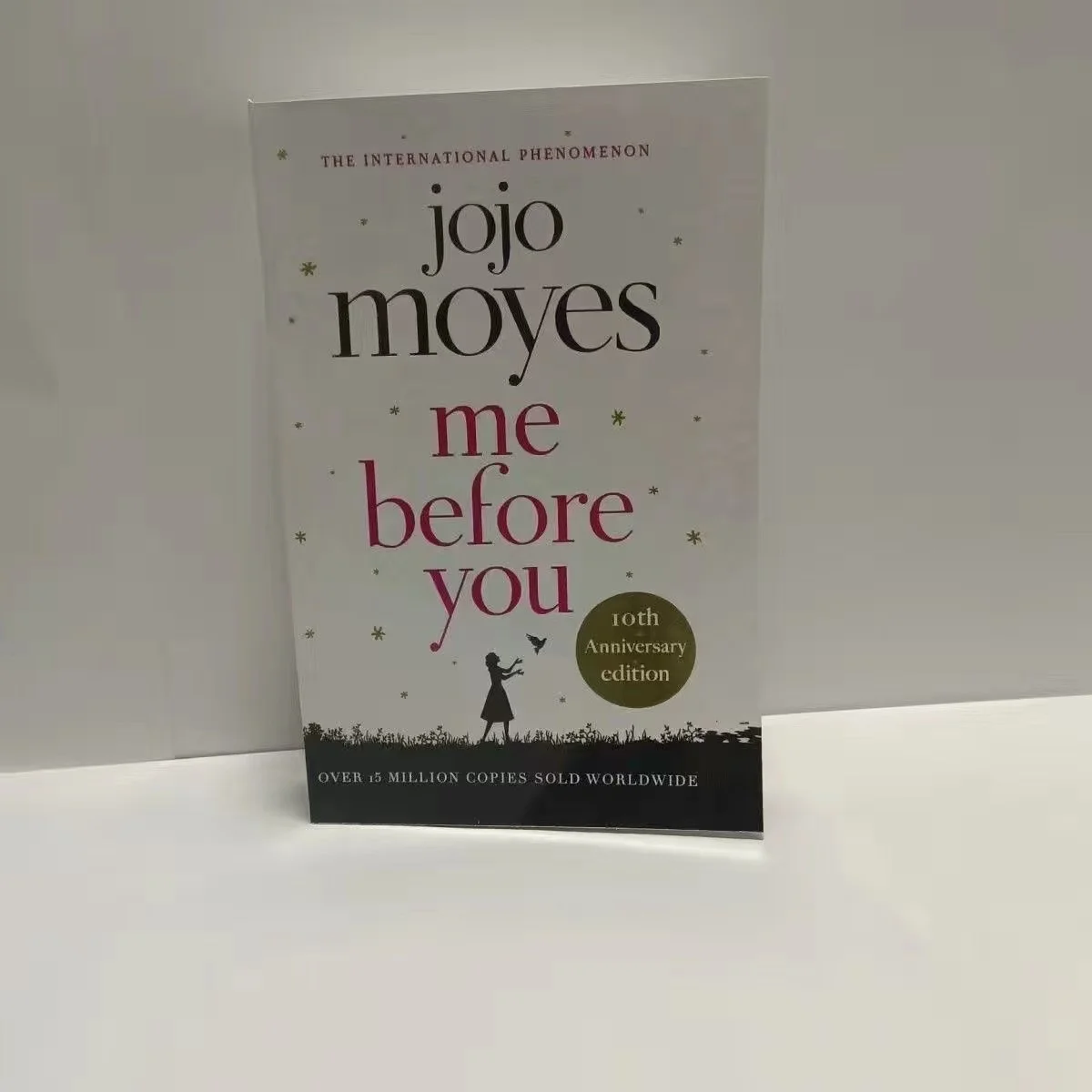 Книга Jojo Moyes:me Before You в мягкой обложке на английском языке