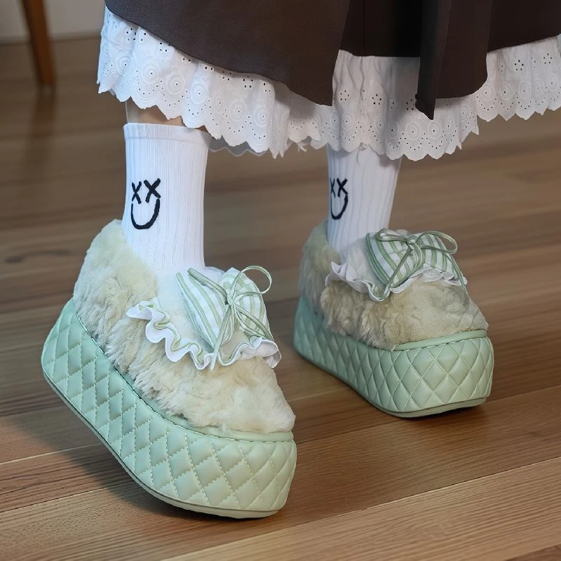 Romantic Ruffle Trim Plush Slippers Women's High Platform Closed Back Shoes Snuggly Furry Indoor Mules Chic Cute Bedroom Slipper
