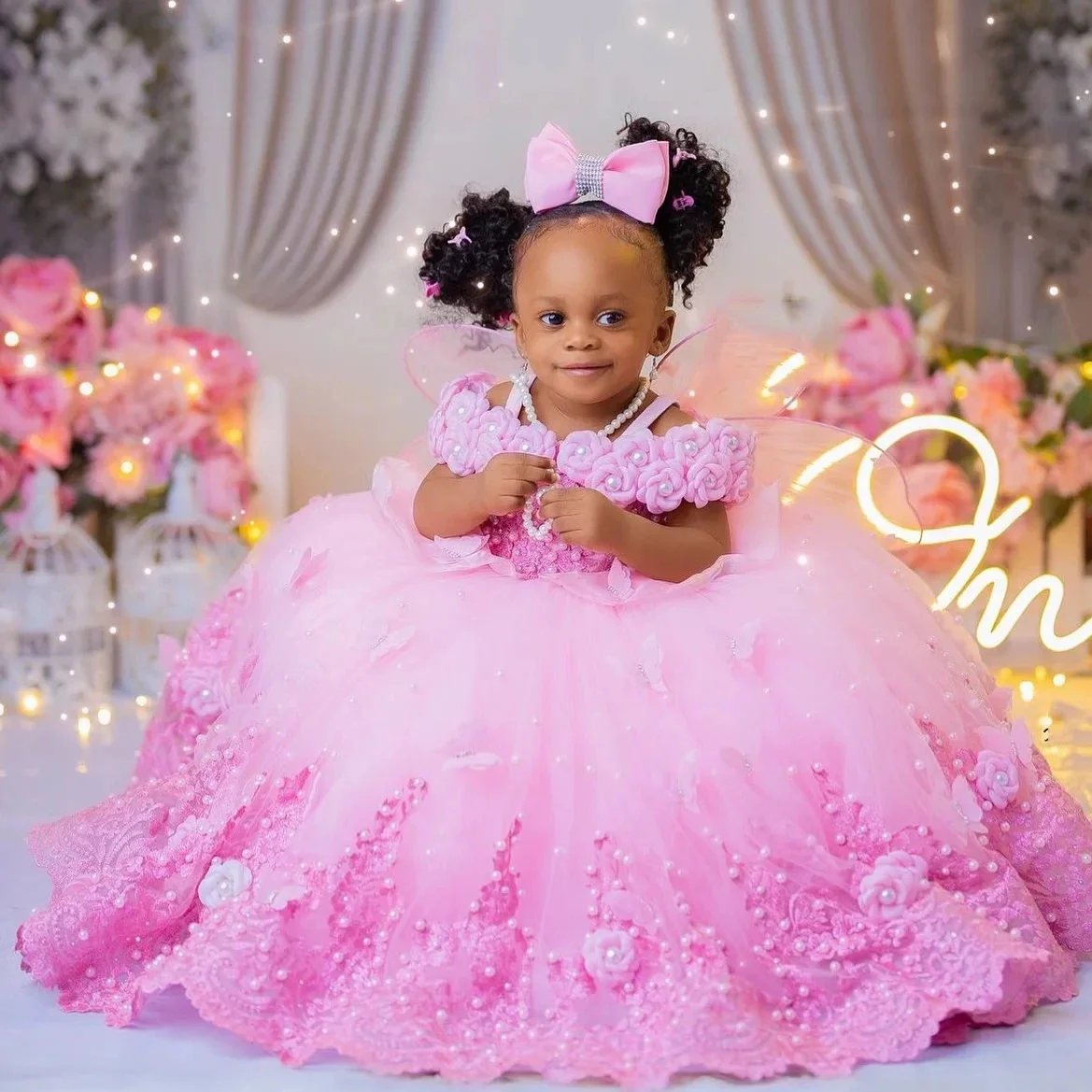 

Flower Girl Dresses For Wedding Pink Tulle Pearls Lace Ball Gown Princess First Communion Birthday Photos Shoot