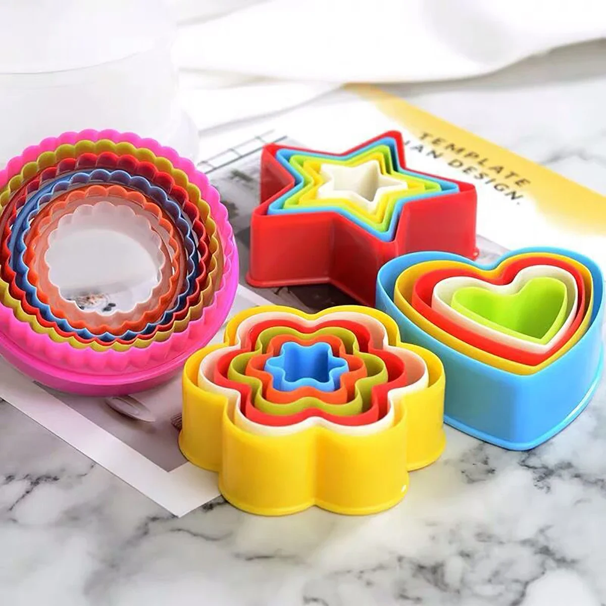 

Random Color Shape Gingerbread Cookie Cutter Mold Cake Baking Frame Tools Pastry Accessories Christmas Decorations Kitchenware
