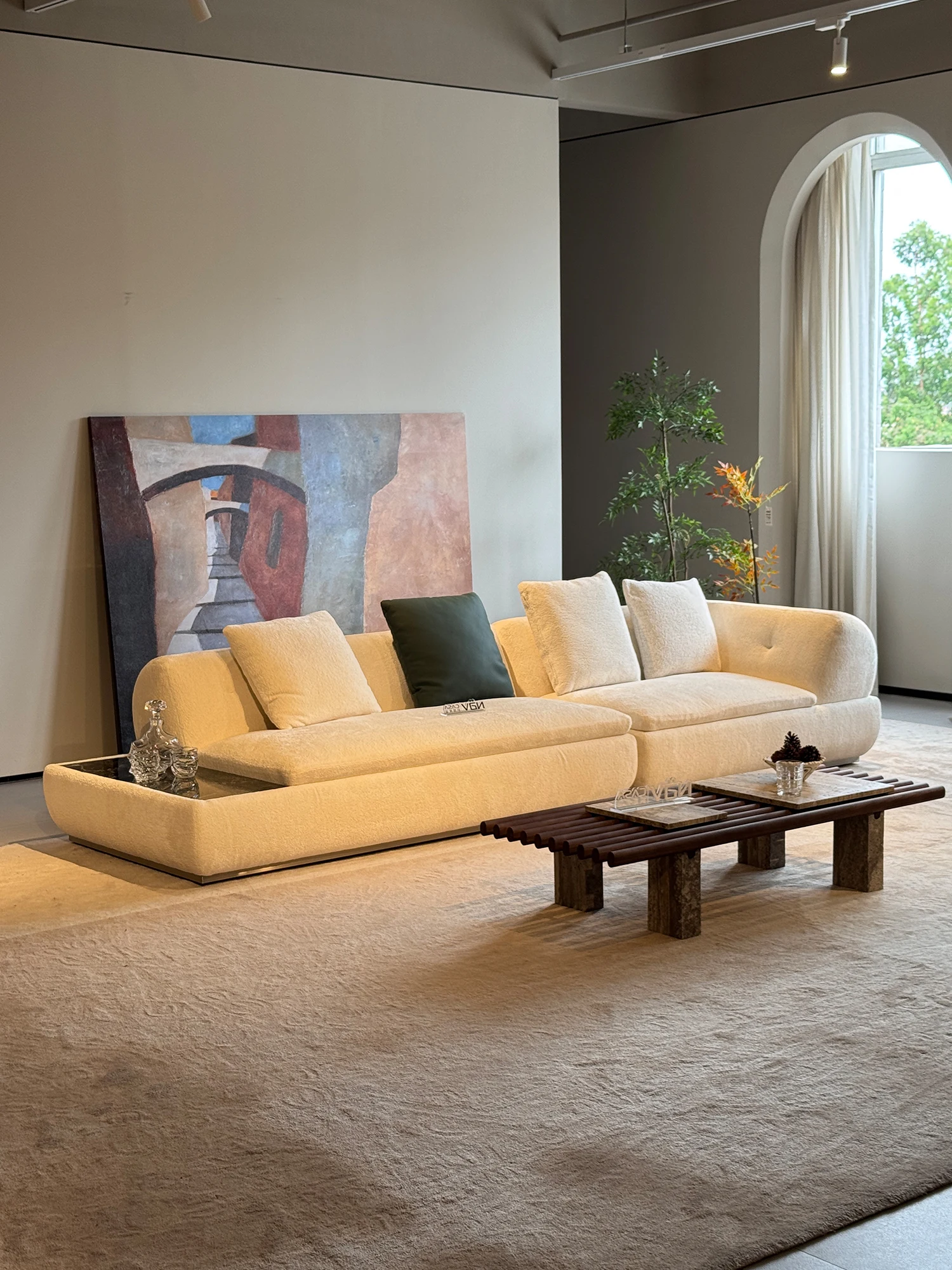 Cream Boucle Modular Sectional Sofa Marble Tray Built In Side Table Chaise Pillow Backrest Floor Style For Living Room Villa