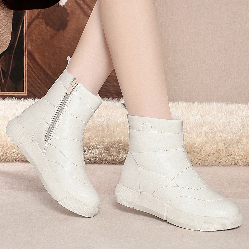 

Winter Women's Snow Boots Non Slip Plush Women's Platform Boots Warm Waterproof Cold Proof Womens Cotton Shoes Botas Para Hombre