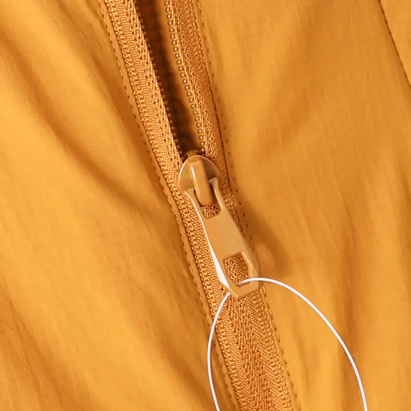 Outdoor-Herrenjacke aus Tech-Baumwolle mit Kapuze, gefüttert, 2026 Herbst-Winter, leicht, flauschig, kältebeständig, wasserdicht, lässiger warmer Parka. – Detail 24