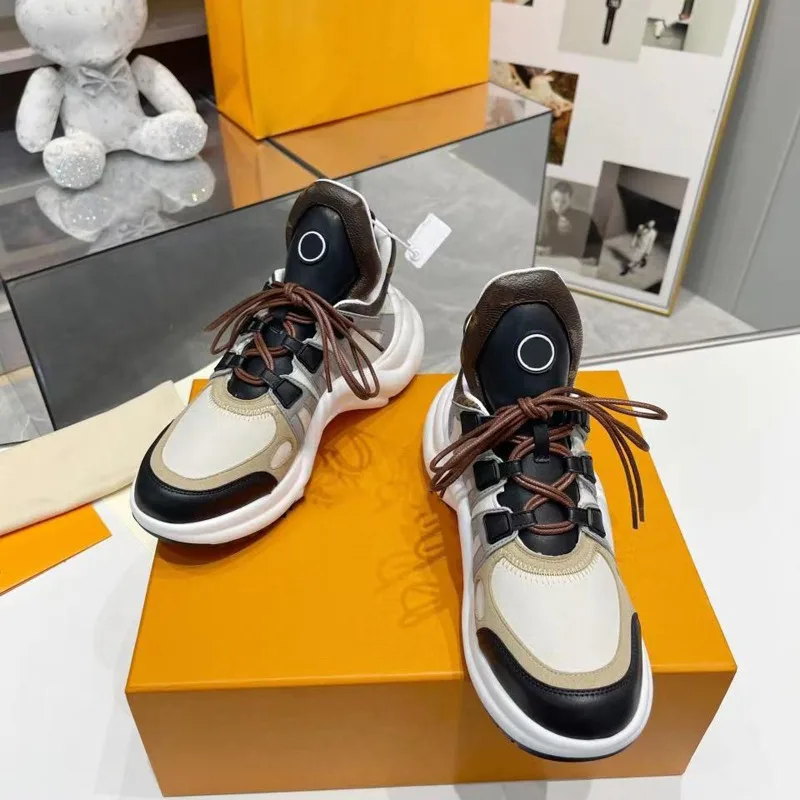 

Ladies Vulcanized Shoes Fashionable Thick Soled and Comfortable New Height Increasing Casual Versatile Sports Shoes