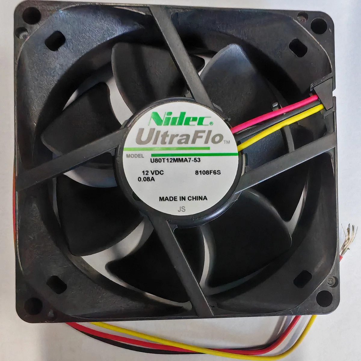 

Вентилятор бесшумный T80T12MHA7-53 12В 0.08А