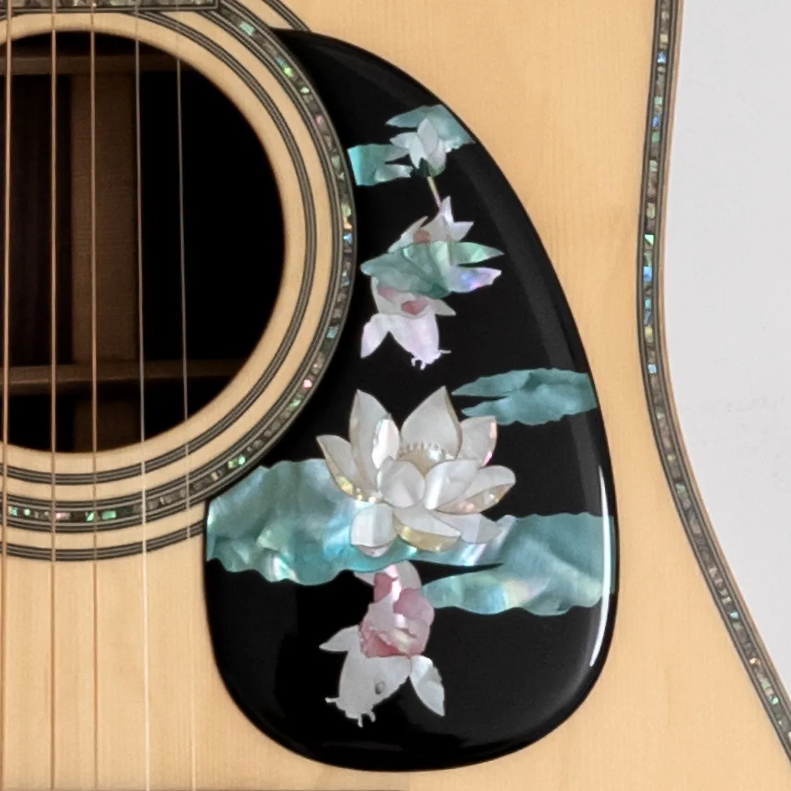 Abalone Shell Inlay Acoustic Guitar Pickguard Koi Fish Lotus Design 2mm Self-Adhesive Scratch Plate for D45 Style 40-42