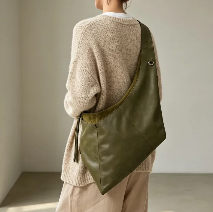 S New Exquisite Commuting Shoulder Bag Fashionable Shoulder Bag New Versatile Shell Series Seed Shell Bag Neutral Crossbody Bag