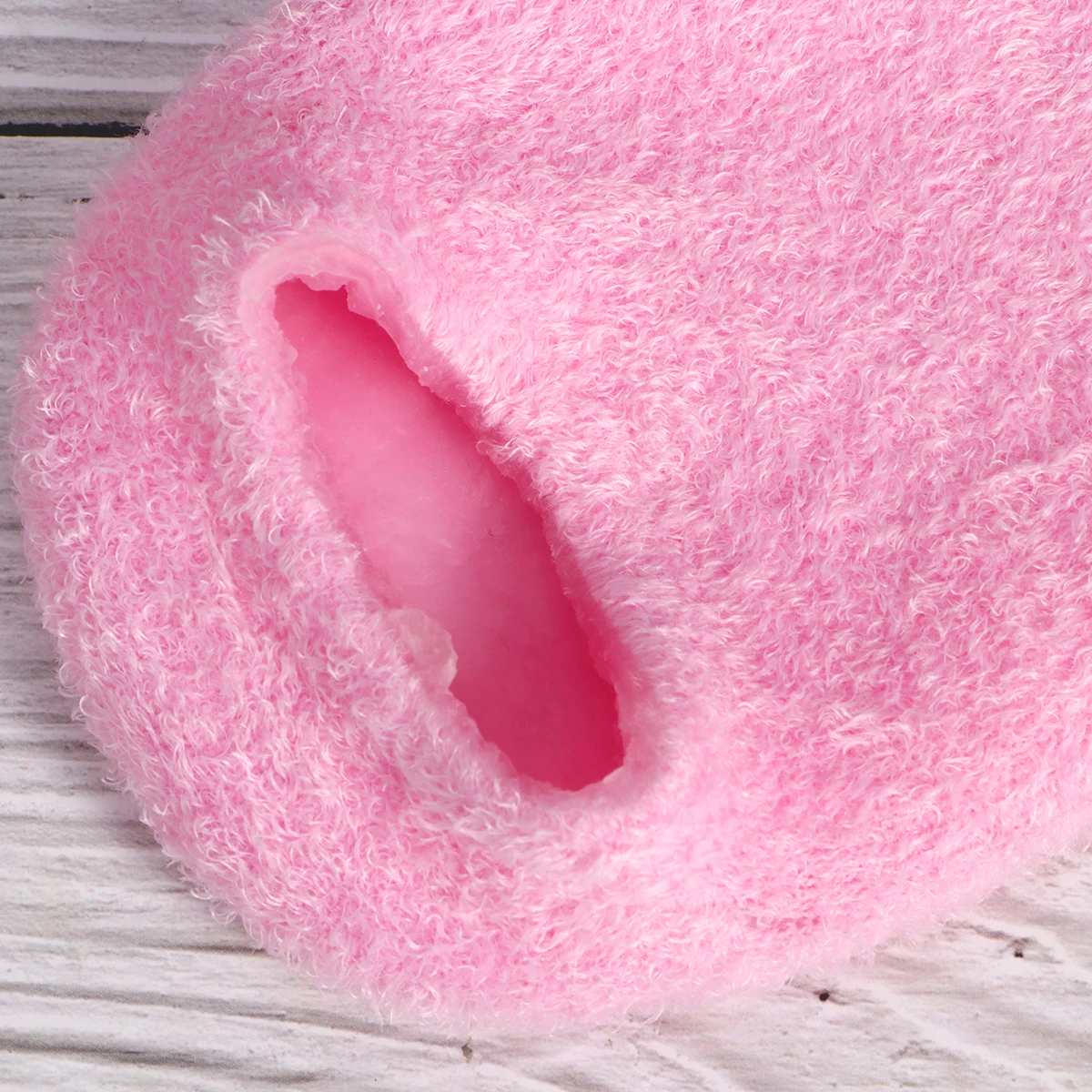 

1Pair Moisturizing Gel Socks Anti-Crack Heel Protector Soft Comfortable Breathable Pink Gel Moisturizing Socks