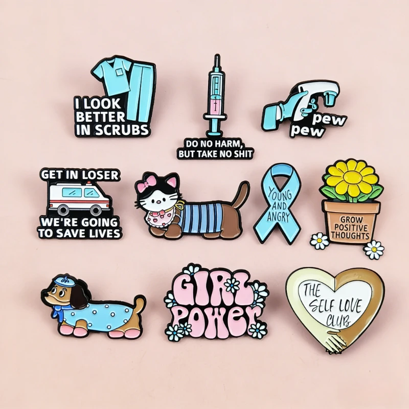 Creative Medical Brooch Medical Gown Ambulance Cartoon Cute Design Metal Badge Commemorative Accessory Brooch Pins for Backpacks