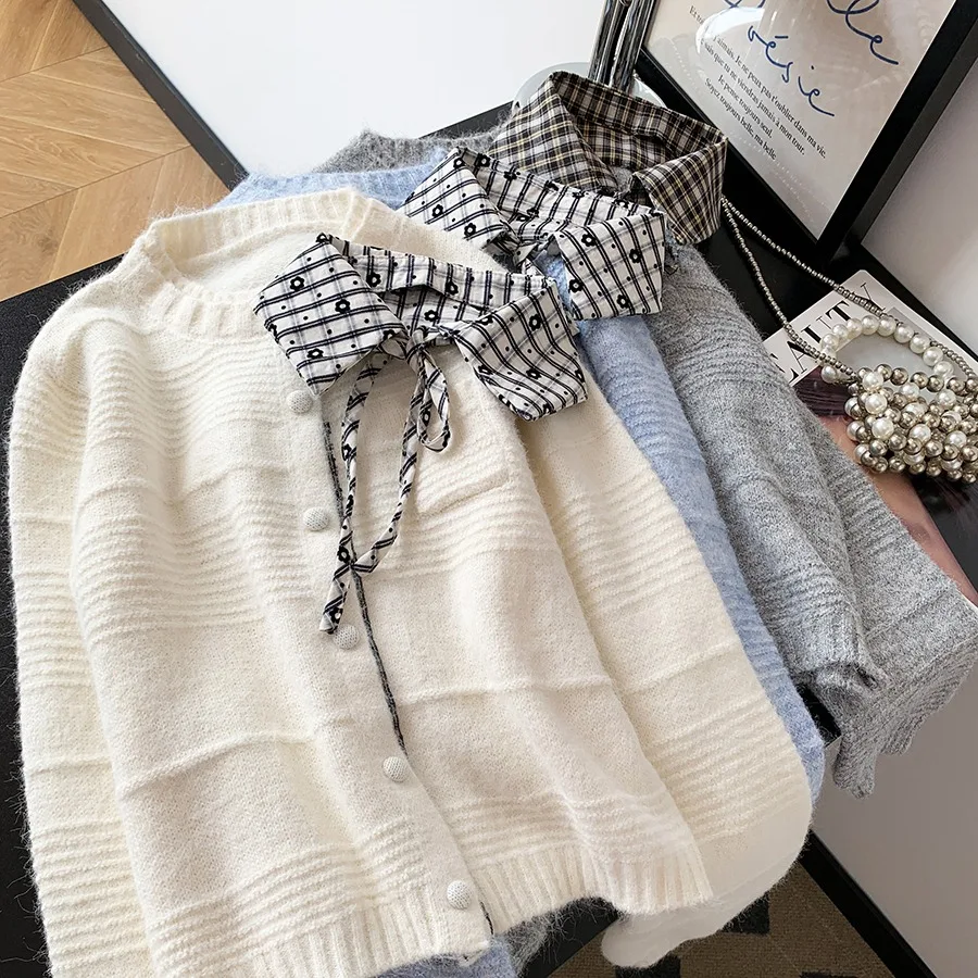 

2025 Vintage Long Sleeve Cardigan Women Sweater Lapel Elegant Knitted Top Fashion Autumn Knitwear