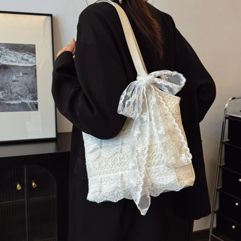 

Leisure Niche Design Armpit Single Shoulder Tote Bags, Women's Large Capacity Leisure Vacation Woven Beach Bag, Lace Decoration