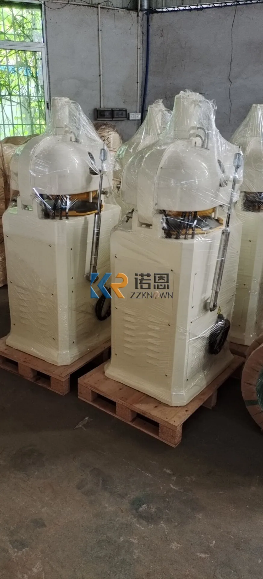 Commercial  Automatic Dough Divider Rounder Ball Restaurant Bakery Pizza Dough Rounder Cutter for Sale