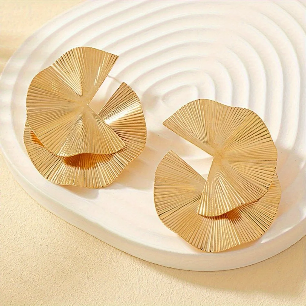 Golden Distorted Design Exaggerated Leaf Massive Earrings for Women Girls Party Holiday Metal Sexy Fashion Jewelry Accessories image 2