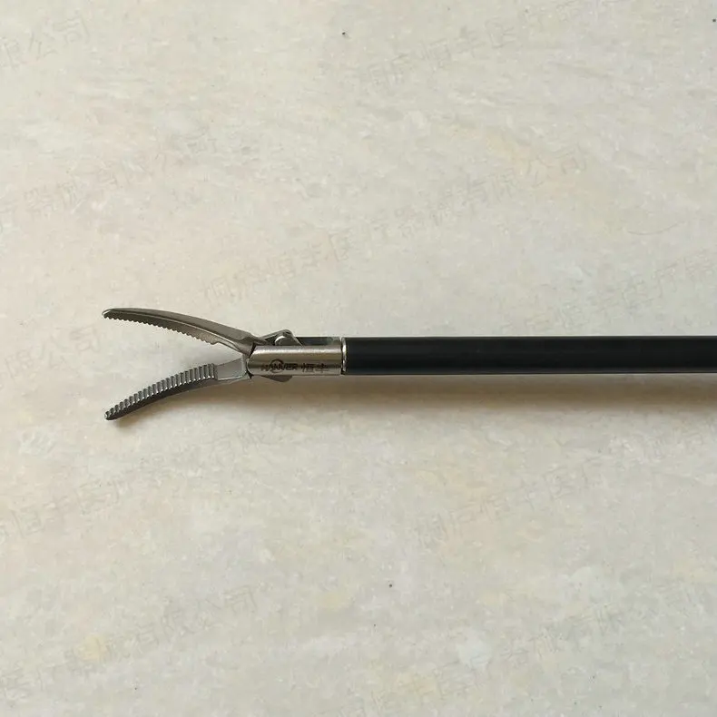 Large Supply Of Laparoscopic Surgical Instruments 70 ° Bend Separation Forceps 5mm Release Forceps, Left Bend Separation Forceps