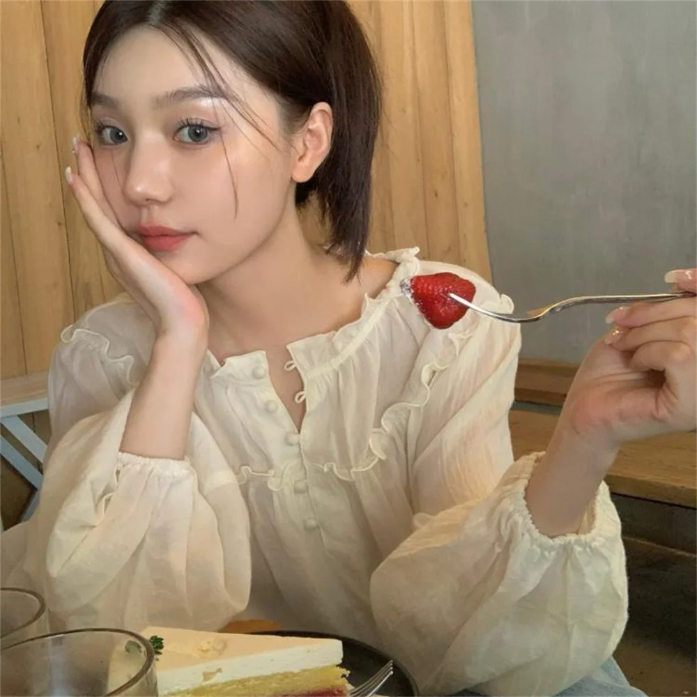 Camicette da donna casual con maniche a sbuffo larghe ed eleganti primavera retrò tutto-fiammifero dolce donna estate nuove camicie con bottoni in stile coreano solido