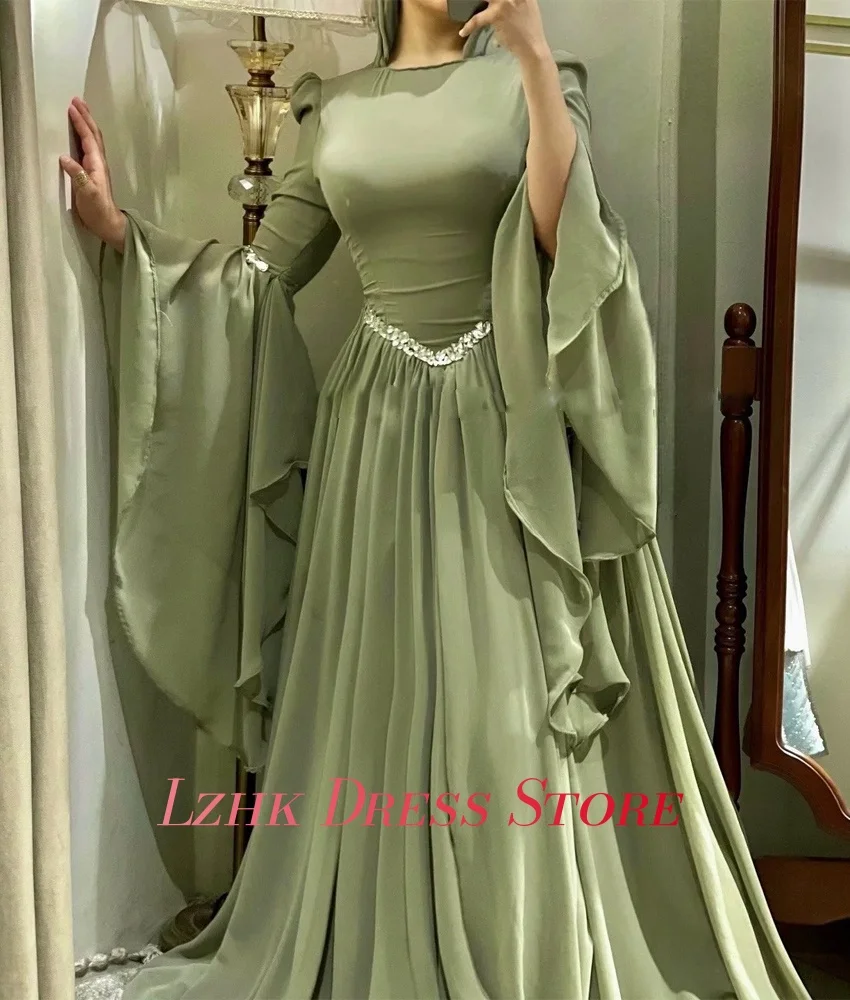 Abito da sera con maniche svasate in cristallo a trapezio in chiffon delicato personalizzato Abiti da festa lunghi fino al pavimento con maniche lunghe di alta qualità