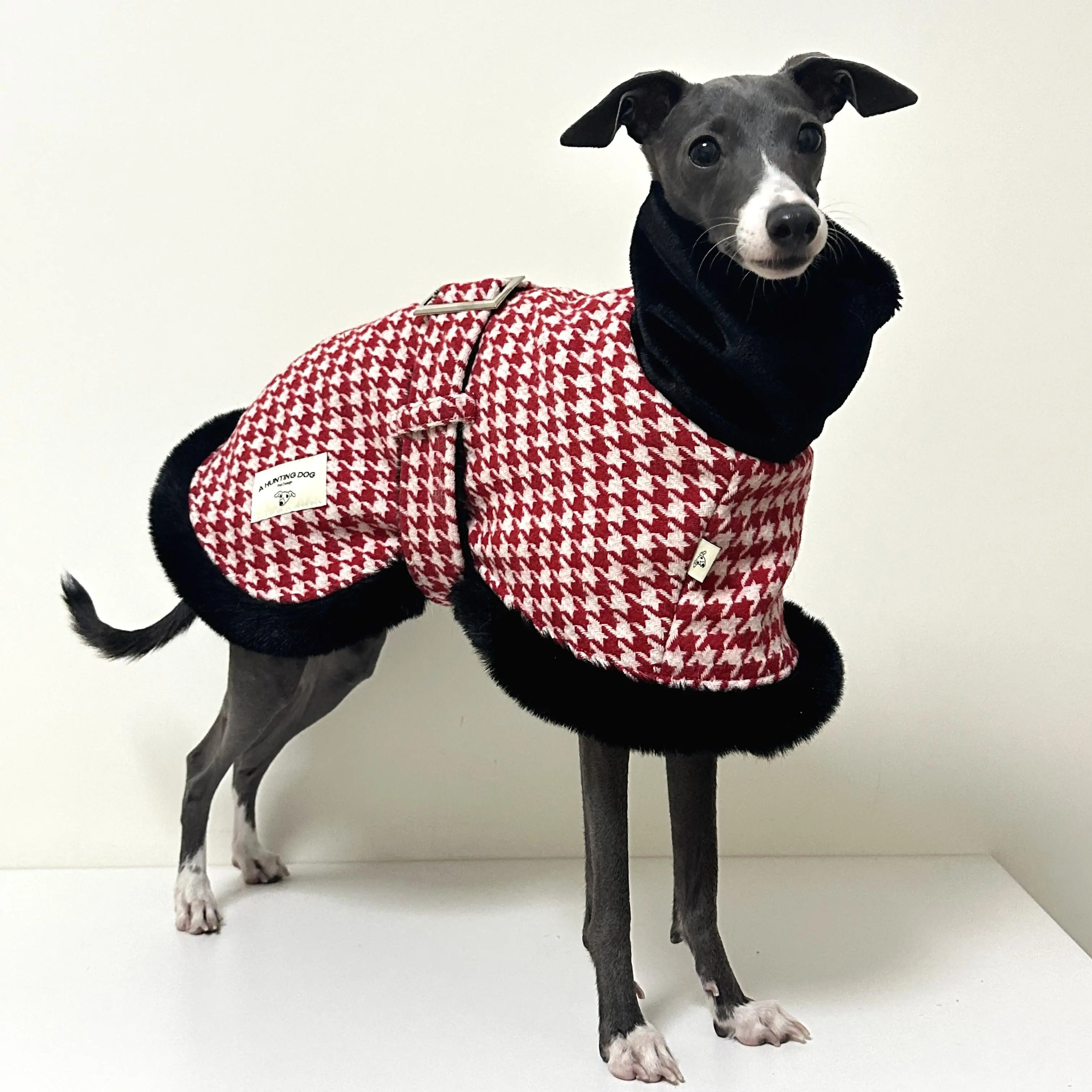 

New Style Greyhound Dog Clothes Luxury High Neck Red Plaid Dress for Large Dogs Warm Windproof Jacket for Female Dog in Winter