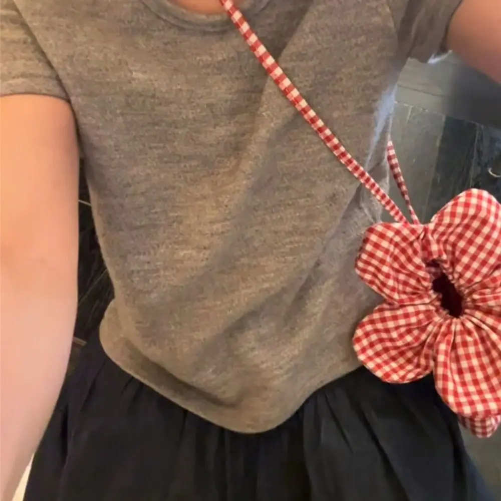 

Lightweight Korean Style Plaid Drawstring Bag Cute Cloth Small Crossbody Bag Storage Bag Printing Flower Handbag Student