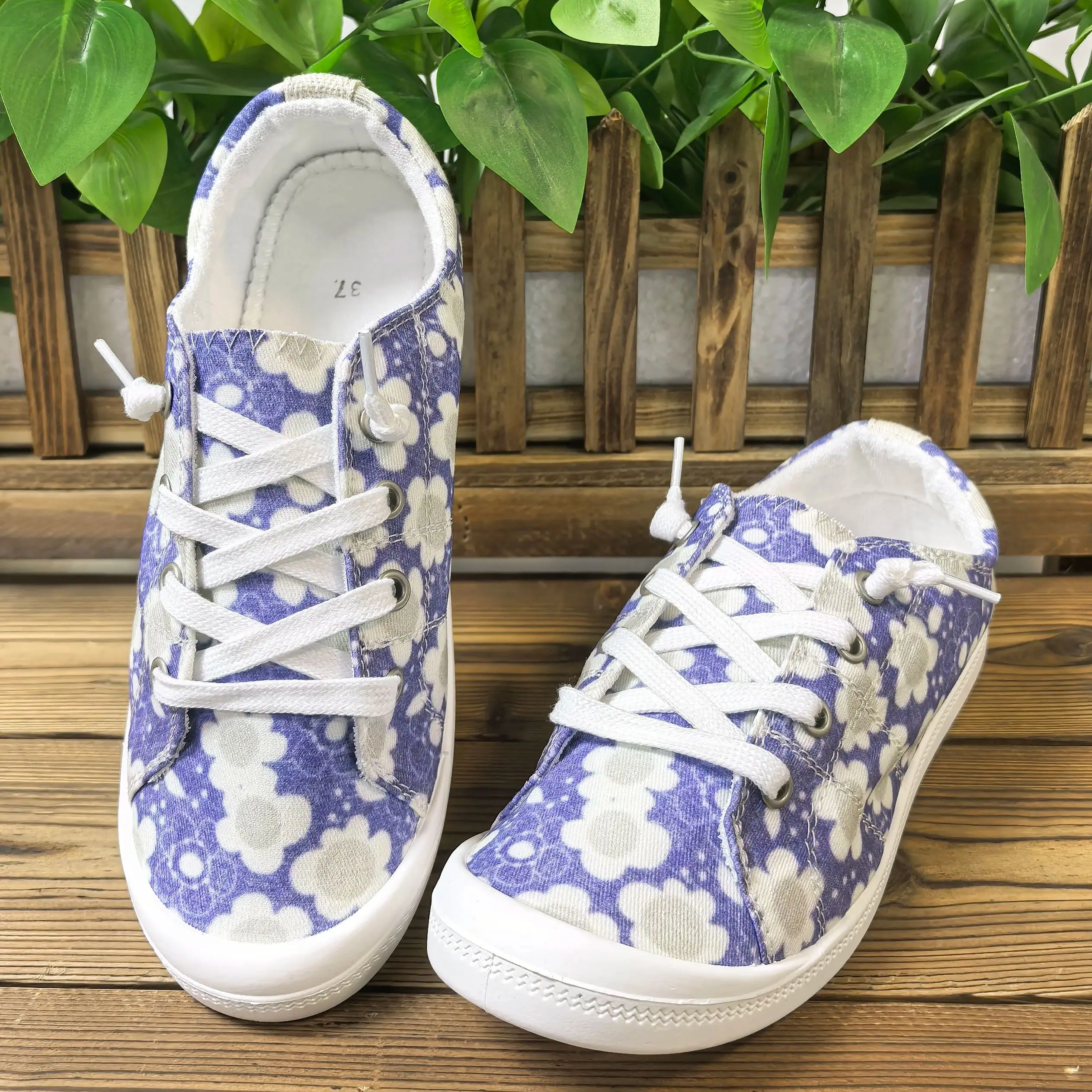 

Women's Spring and Summer New Four Seasons Fashion Blue Small Flower Trbottomy Printed Casual Shoes, Plaid Shallow Mouth Round Toe Low-Top Soft Sole Lightweight Breathable Large Size Women's Shoes