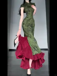 New Chinese Style - Bamboo Leaf Themed Classical and Elegant Qipao Dress Set, Red Mermaid Style Long Skirt Two-Piece Ensemble
