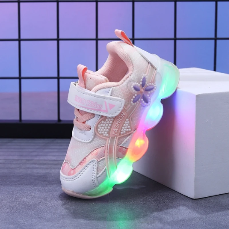 

Girls Sneakers 2025summer New Kid Sports Shoes LED Luminous Shoe Fashion Princess Shoes Soft Sole Anti Slip Kid Shoes Кроссовки