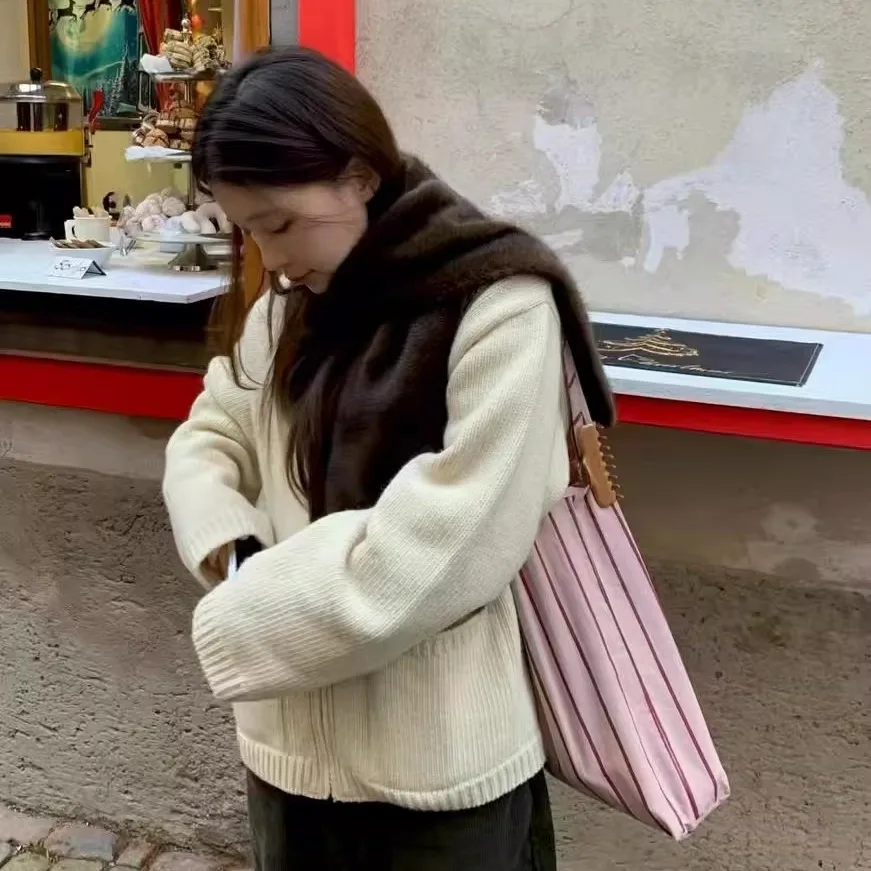 Korean Sle Embroidered Woolen Knitted Cardigan Sweater with Zipper for Girls Long Sve Regular Length Zipper Closure