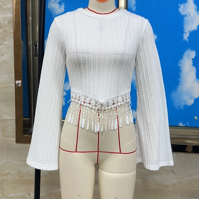 2025 여성용 긴 소매 크롭 탑 슬림 핏 스타일리시한 단색 태슬 크루넥 플레어 긴 소매 티셔츠 가을/겨울용