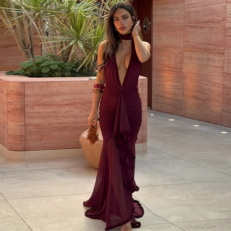 Elegant Red Sheer ตาข่าย Patchwork เซ็กซี่ Halter Backless Maxi ชุดผู้หญิงฤดูร้อน V คอ Ruched แขนกุดวันหยุด Party Dress